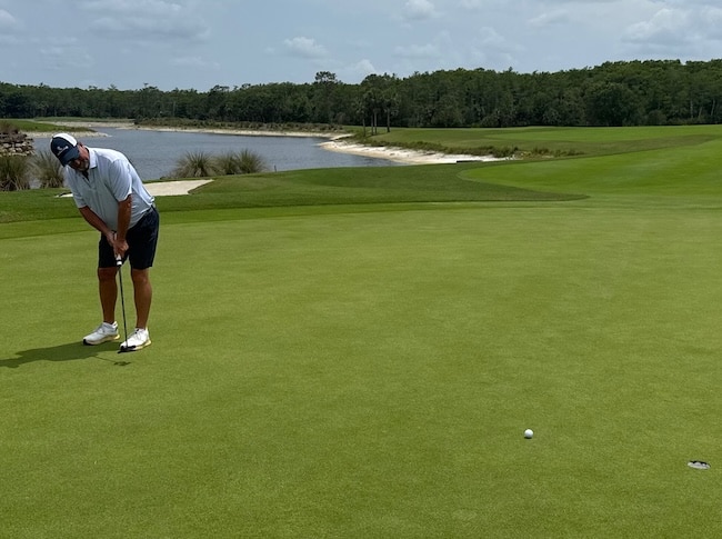 Author Testing The LAB Golf DF3 Putter Author Testing The LAB Golf DF3 Putter